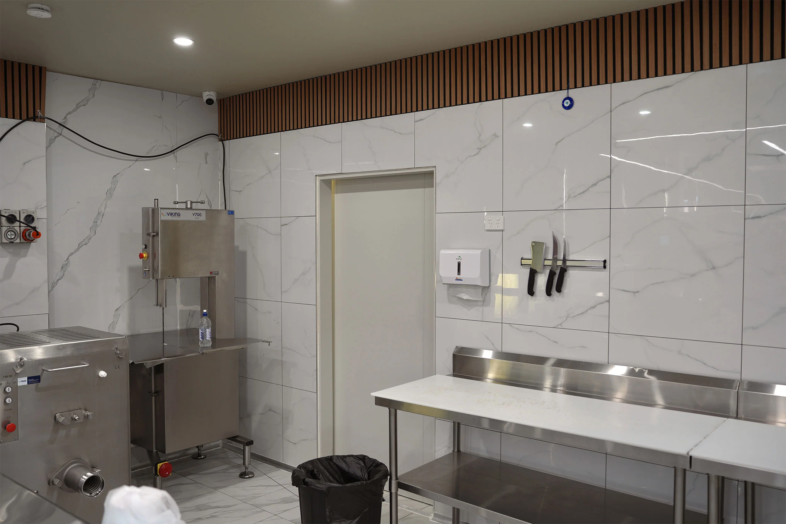 Alira Halal Grocer – Berwick - Project Image 7